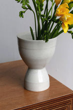Load image into Gallery viewer, clc clara ceramics pottery Hong Kong Handmade vase white handmade pottery Scandinavian Vasewhere to buy hong kong best local pottery handmade clc ceramics online shop clara ceramics handmade Scandinavian vase 哪裡可以買最好的香港本地手工陶器 陶瓷網店 clc ceramics 陶瓷網上商店 clara ceramics 現代 簡約 北歐風設計 手造陶瓷花瓶